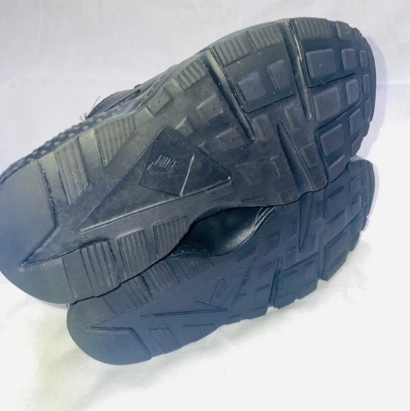 Toddler boy nike huarache run black size 13c - Picture 4 of 4